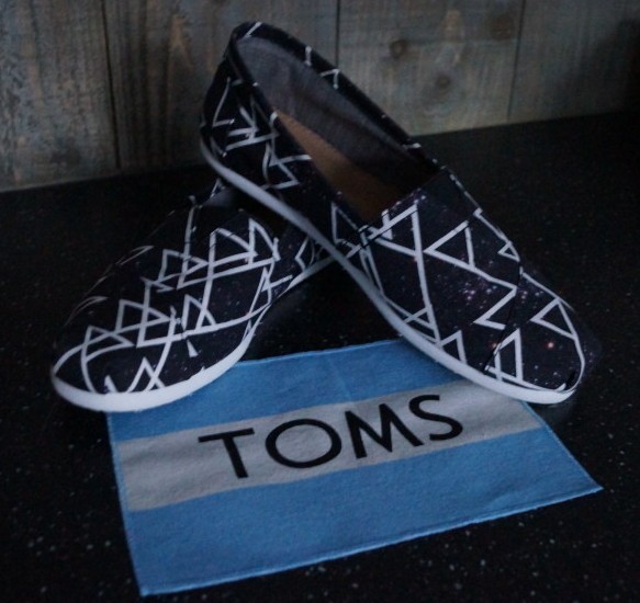 Controverse Overeenkomend Pracht Yes mijn eigen Toms schoenen. De Toms Classic, Paul Van Dijk special.