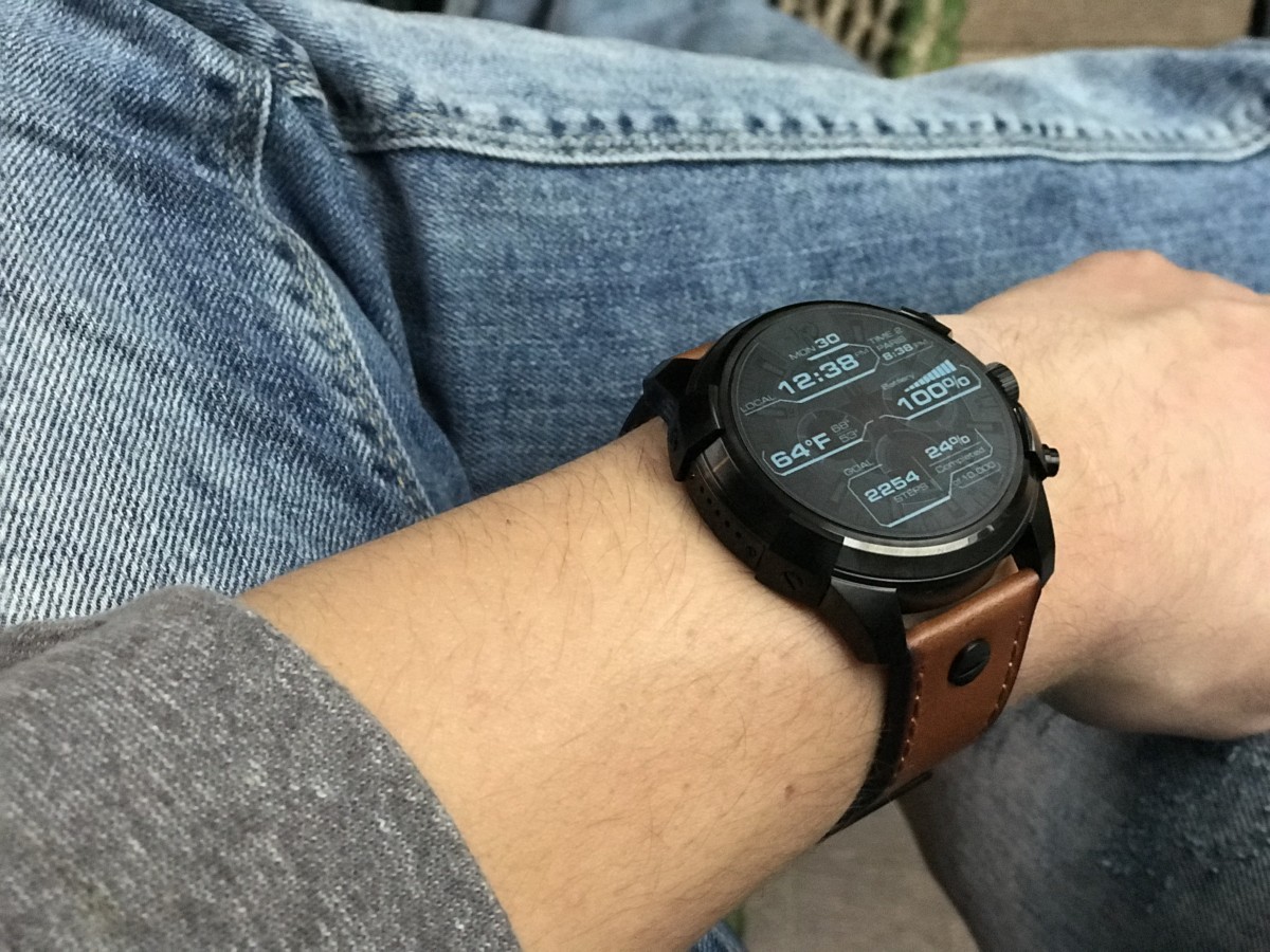 gelijkheid Sloppenwijk Relativiteitstheorie Win-Actie!! Diesel On Smartwatch voor stoere mannen en jij kan hem winnen!!  - B4men