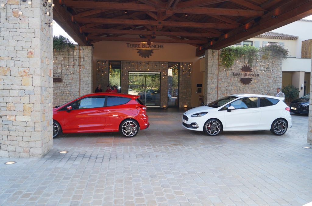 Ford Fiesta bij Terre Blanche Frankrijk