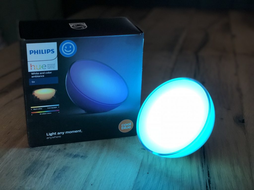 Philips Hue Go Lamp met blauwe verlichting