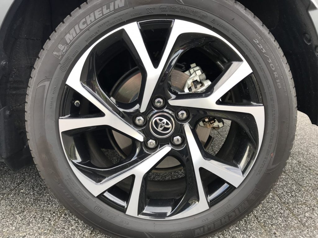 Toyota C-HR Adventure 1.8 hybride 18" spaakvelg