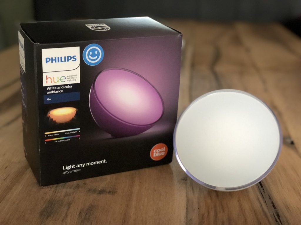 Philips Hue Go Lamp met verpakking 