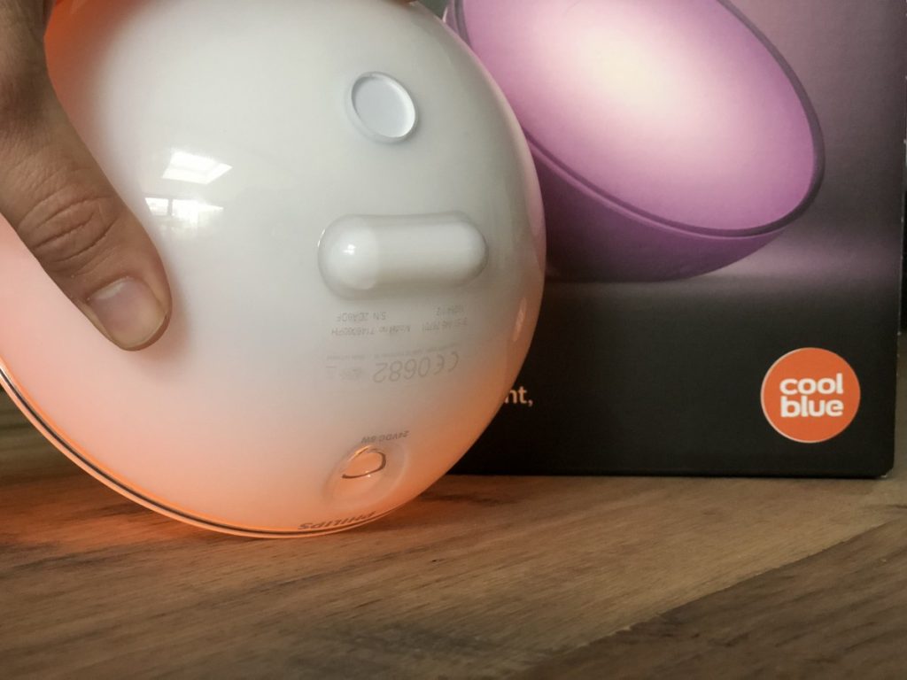 Philips Hue Go Lamp aansluiting stekker