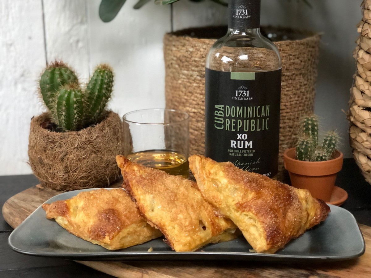 appelflappen met rum en rozijnen maken