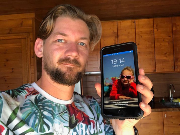 Jan Willem Huffmeijer helemaal blij met zijn "oude iPhone 7"