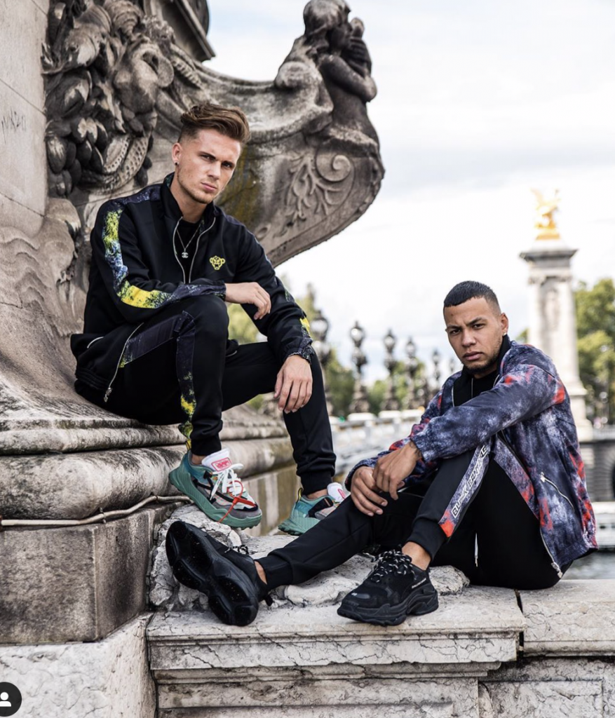 Felle kleuren en uni kleuren in een trainingspak mag alles. Fashiontrends voor mannen herfst winter 2019/2020