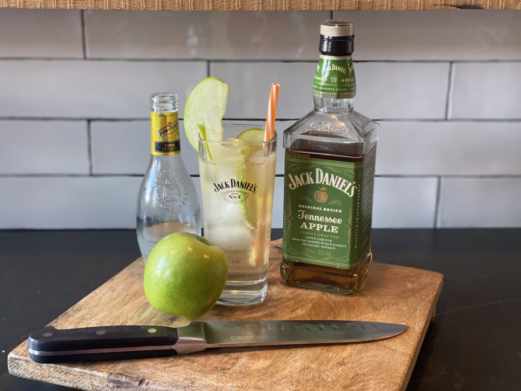 Jack Apple cocktail 