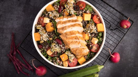 Stoere zomerse salade's voor mannen zijn super lekker