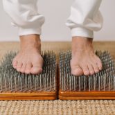 meditatie op een spijkermat is heerlijk