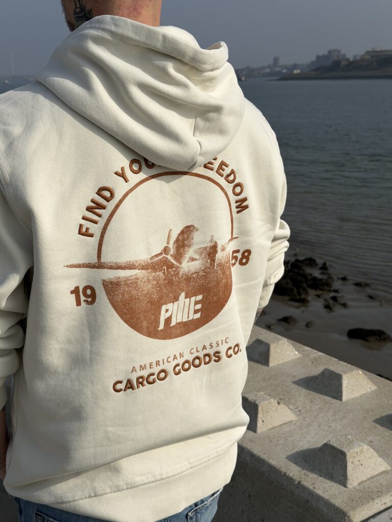 PME Legend hoodie rug artwork detail haven achtergrond